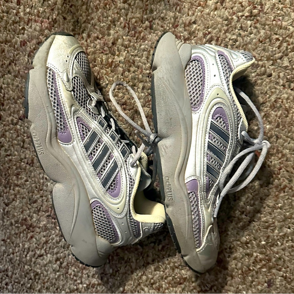 Adidas Sneaker